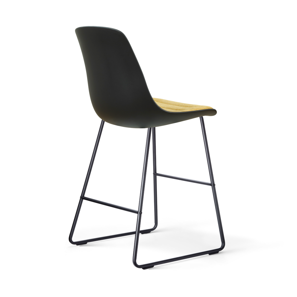 Nino-Liv barkruk zwart met warm oker zitkussen - zwart onderstel - 65 cm