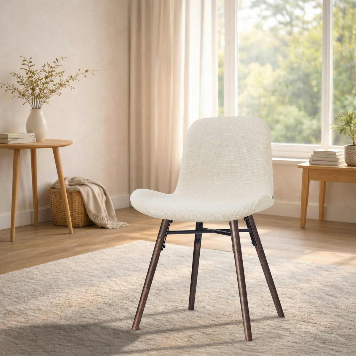 Nena-Fé eetkamerstoel cottonbeige - walnoot houten onderstel