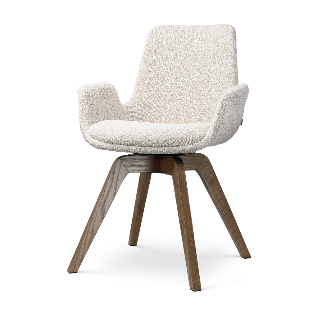 Noor-Eef draaibare eetkamerstoel bouclé beige - walnoot houten onderstel