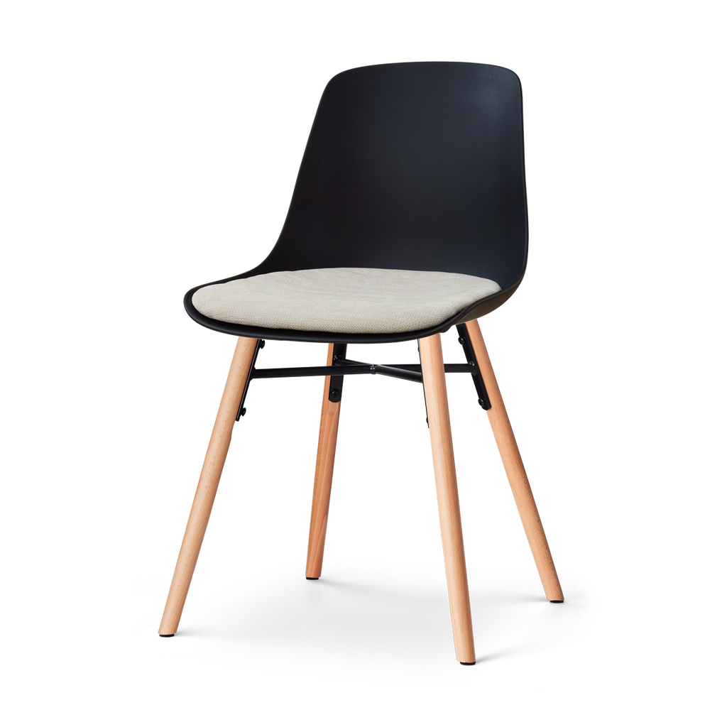Nena-Liv eetkamerstoel zwart met naturelbeige zitkussen - houten onderstel
