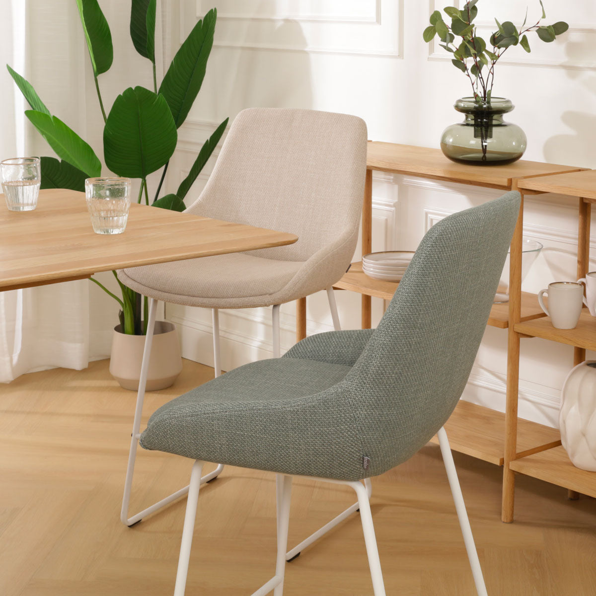 Nino-Isa barkruk saliegroen - wit onderstel - 65 cm