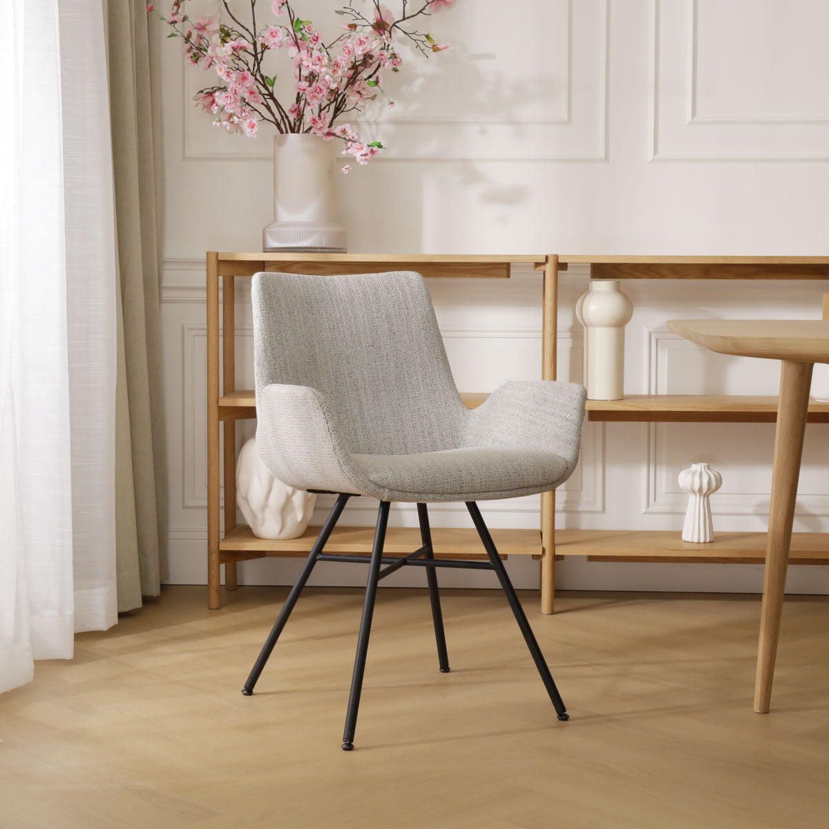 Noa-Eef eetkamerstoel beige gemêleerd - zwart onderstel