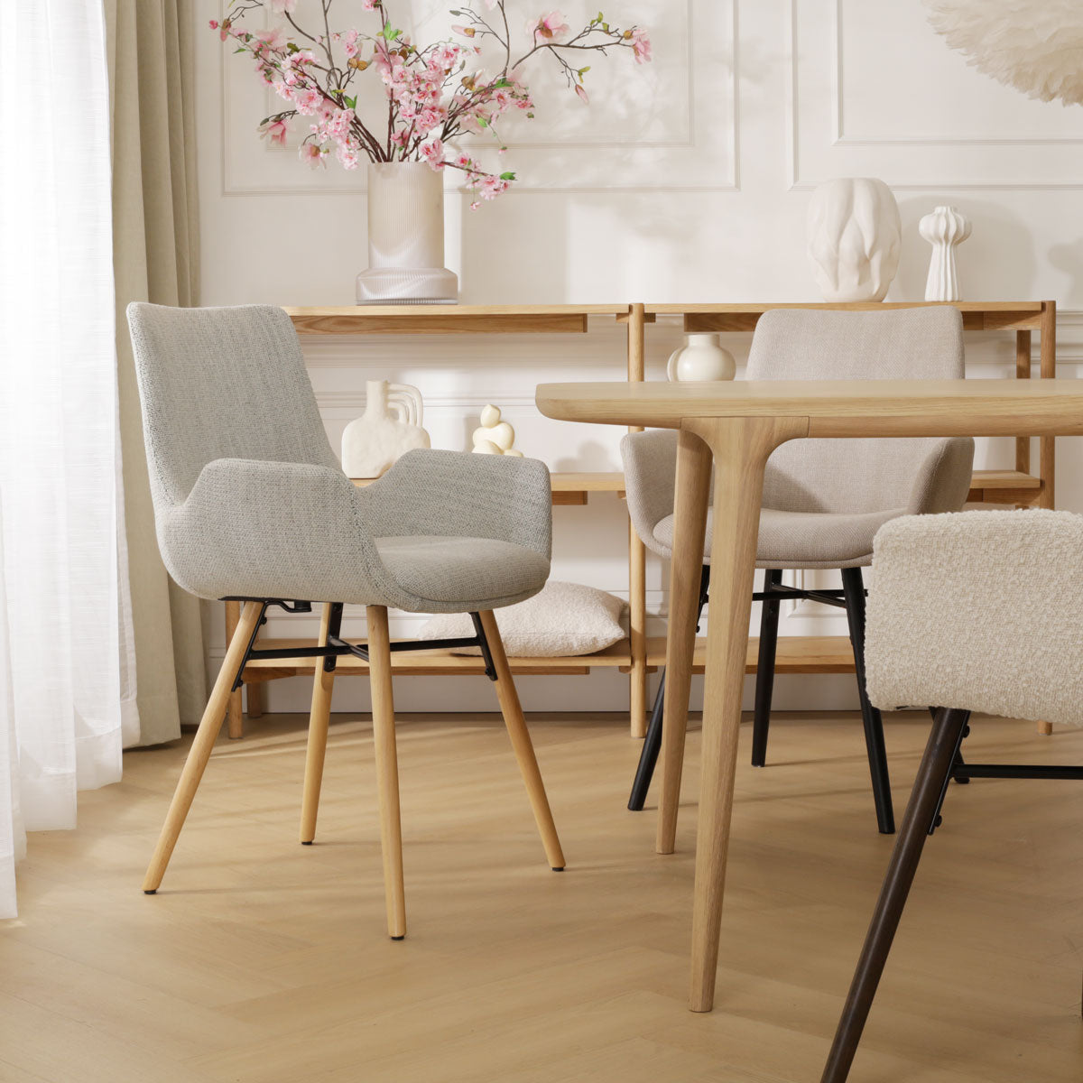 Nena-Eef eetkamerstoel beige gemêleerd - houten onderstel