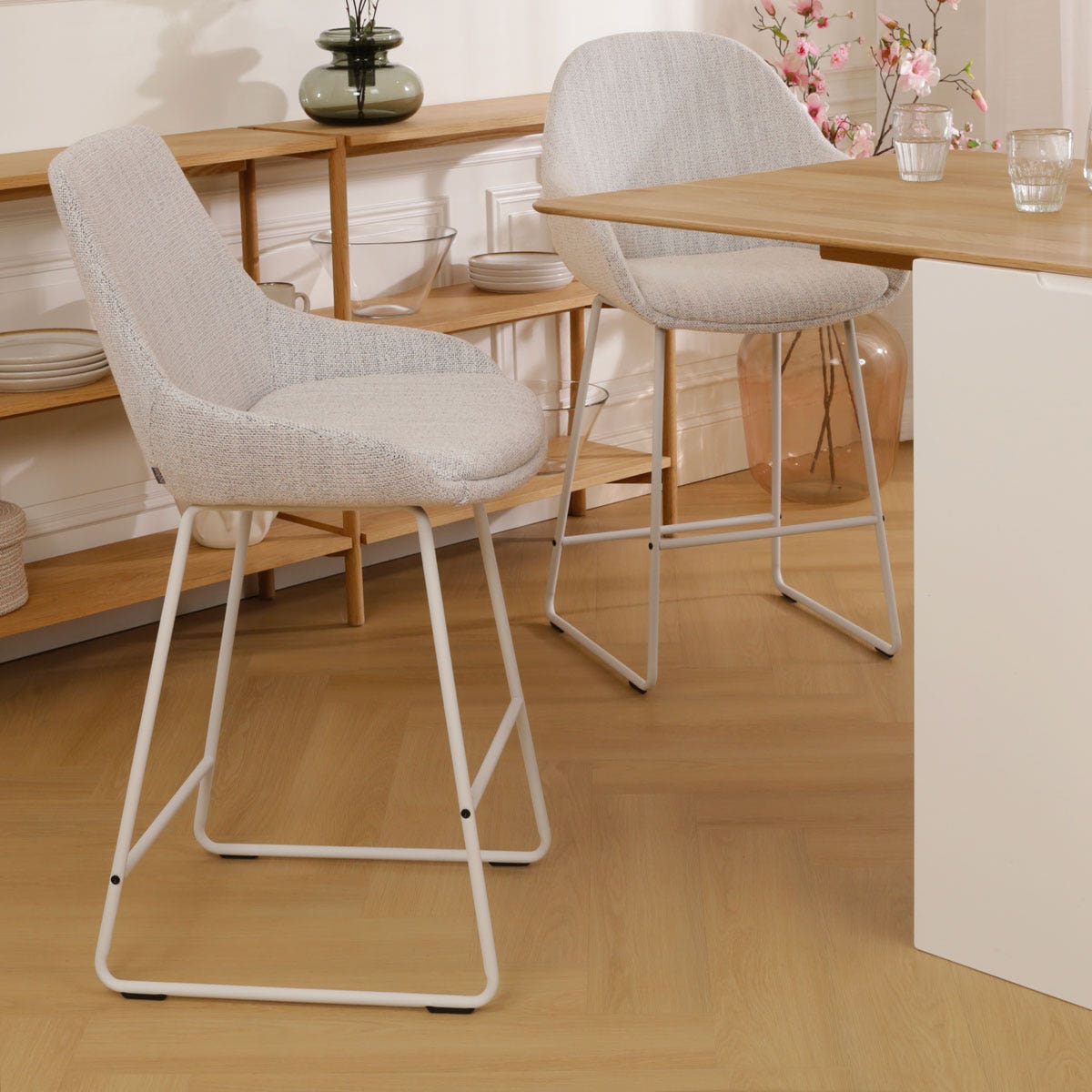 Nino-Isa barkruk beige gemêleerd - wit onderstel - 65 cm