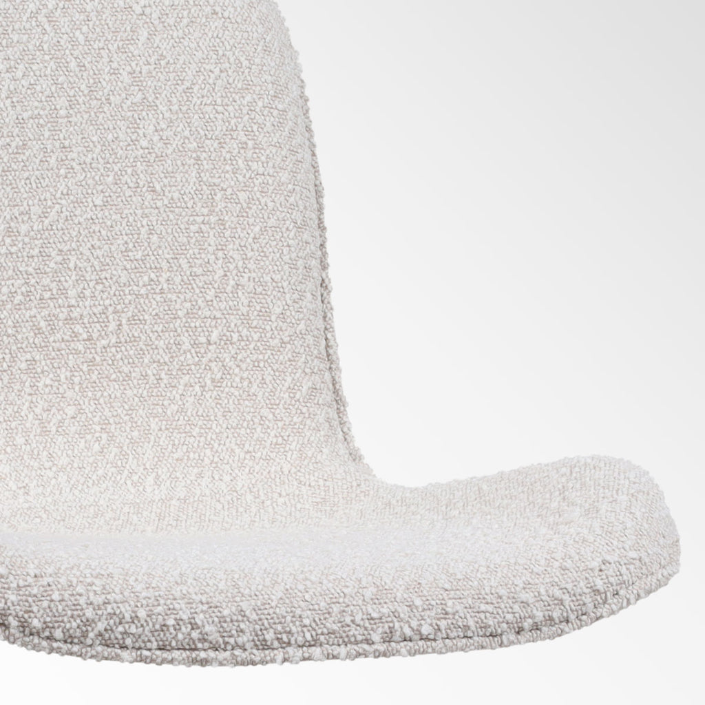 Noor-Fé draaibare eetkamerstoel bouclé beige - houten onderstel