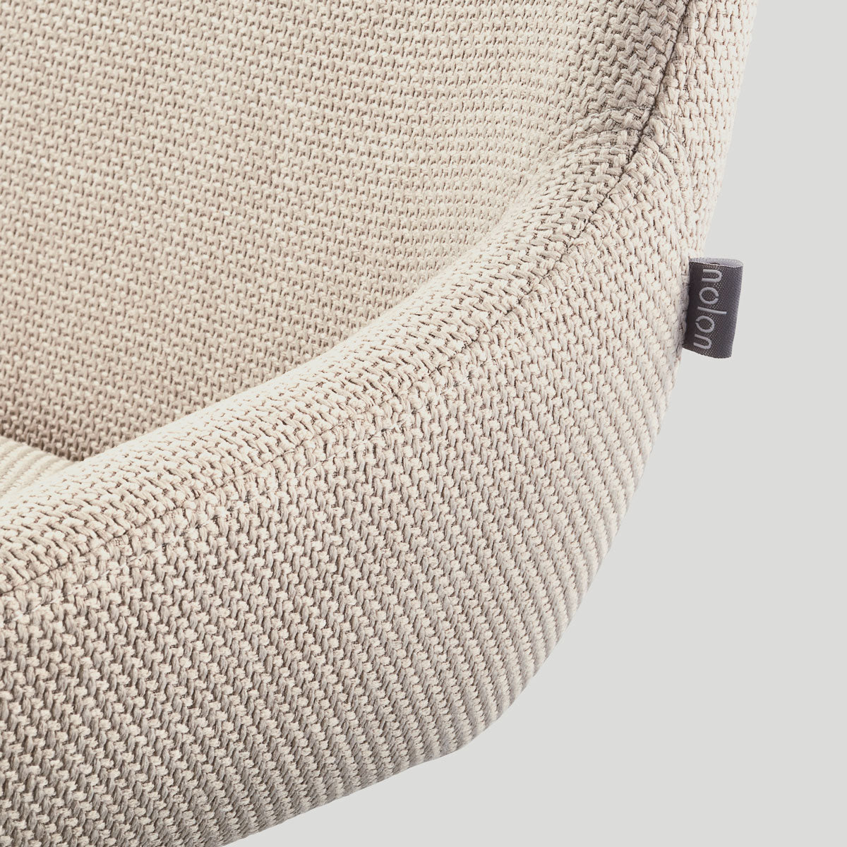 Noor-Isa draaibare eetkamerstoel beige - houten onderstel