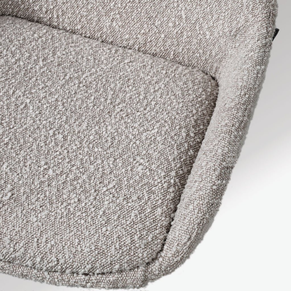 Noa-Isa eetkamerstoel bouclé taupe - wit onderstel