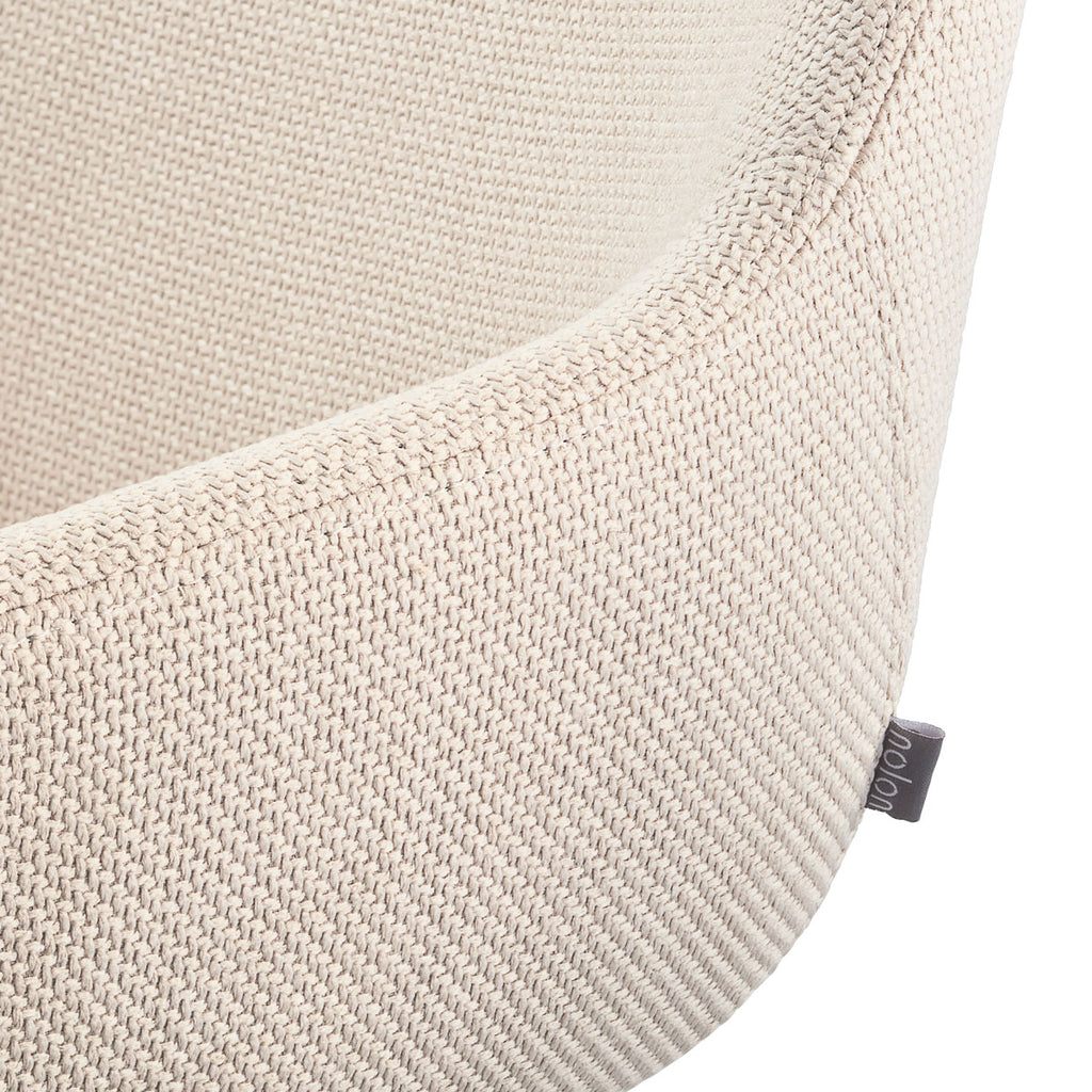 Noor-Mae draaibare eetkamerstoel beige - walnoot houten onderstel