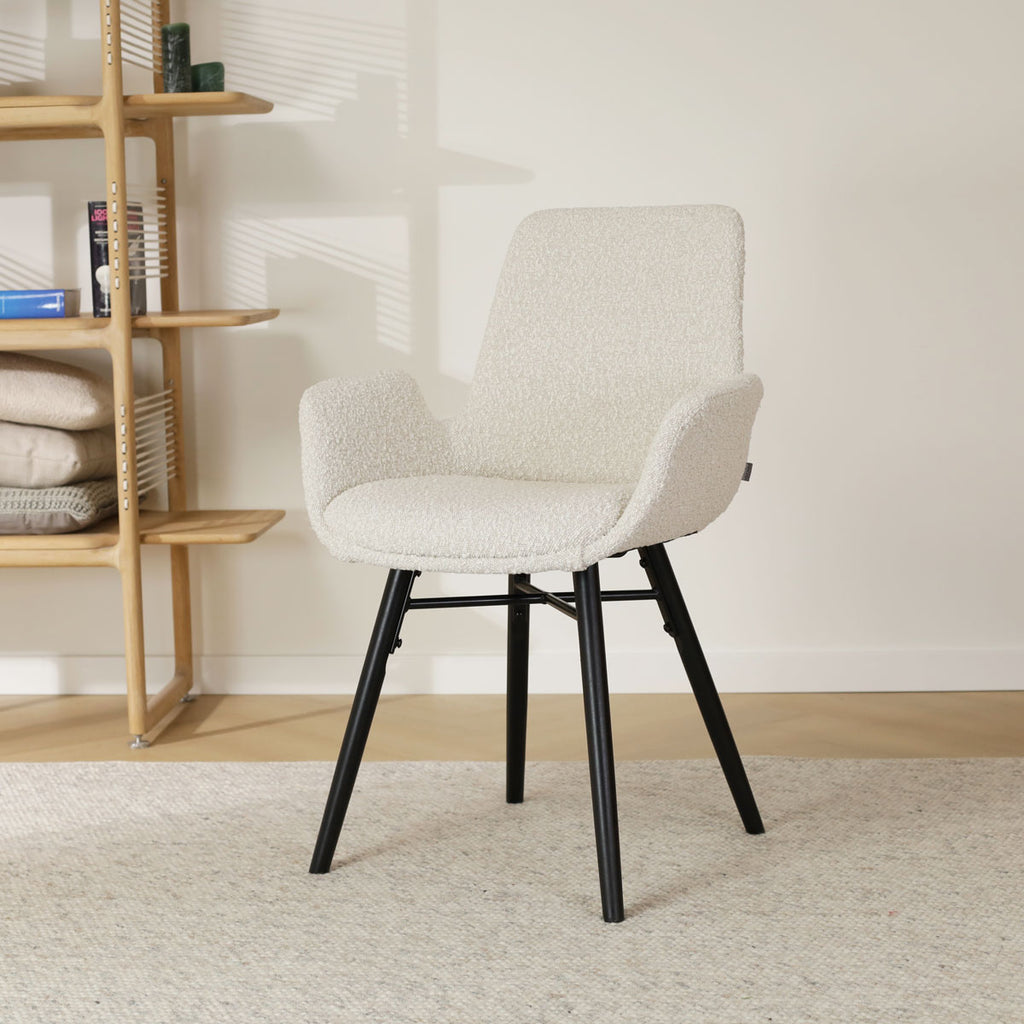 Nena-Eef eetkamerstoel bouclé beige - zwart houten onderstel