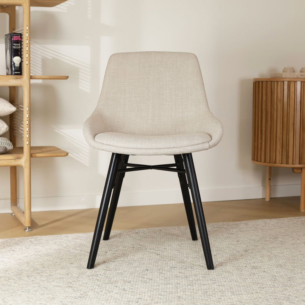 Nena-Isa eetkamerstoel beige - zwart houten onderstel