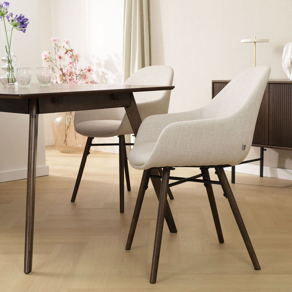 Nena-Mae eetkamerstoel beige - walnoot houten onderstel