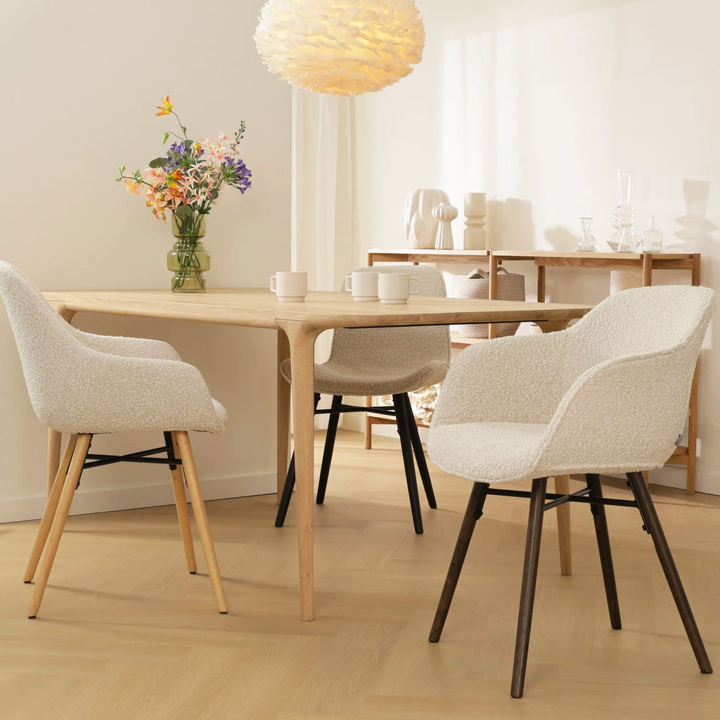 Nena-Mare eetkamerstoel bouclé beige - houten onderstel
