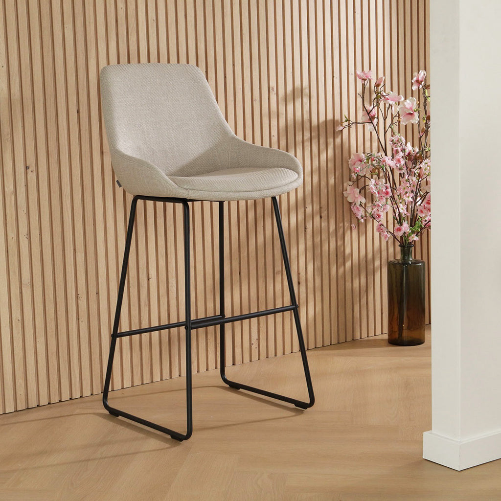 Nino-Isa barkruk beige - zwart onderstel - 65 cm