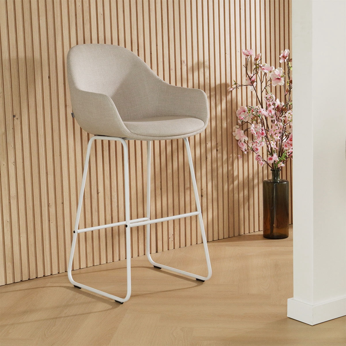 Nino-Mae barkruk beige - wit onderstel - 75 cm