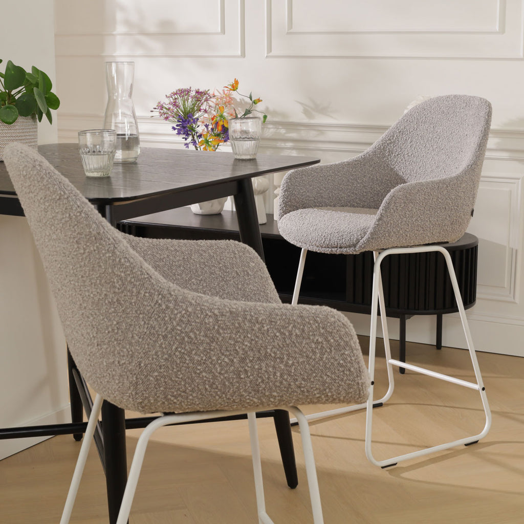 Nino-Mae barkruk bouclé taupe - wit onderstel - 75 cm