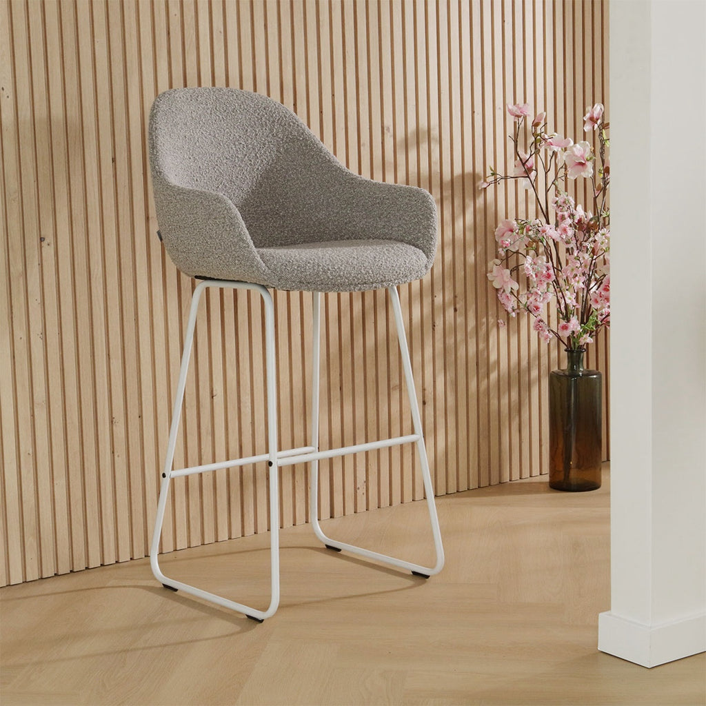 Nino-Mae barkruk bouclé taupe - wit onderstel - 75 cm