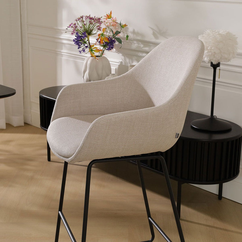 Nino-Mae barkruk beige - zwart onderstel - 65 cm
