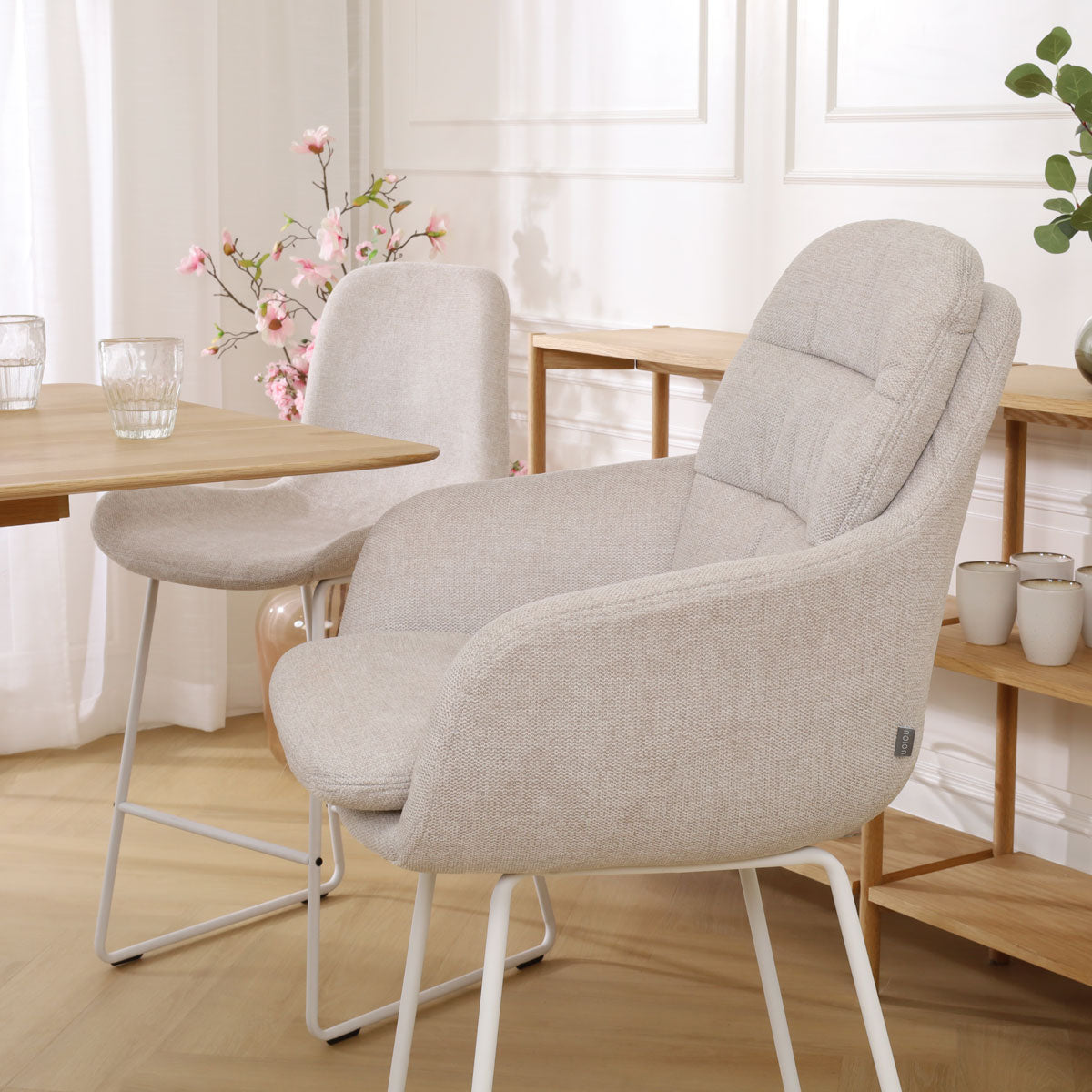 Nino-Mia barkruk beige - wit onderstel - 75 cm
