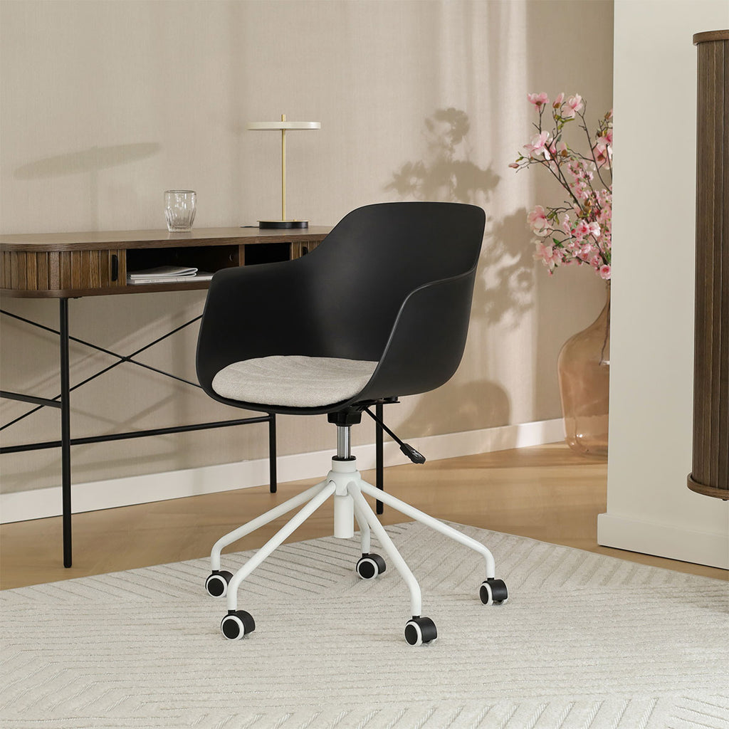 Nout-Liz bureaustoel zwart met beige zitkussen - wit onderstel