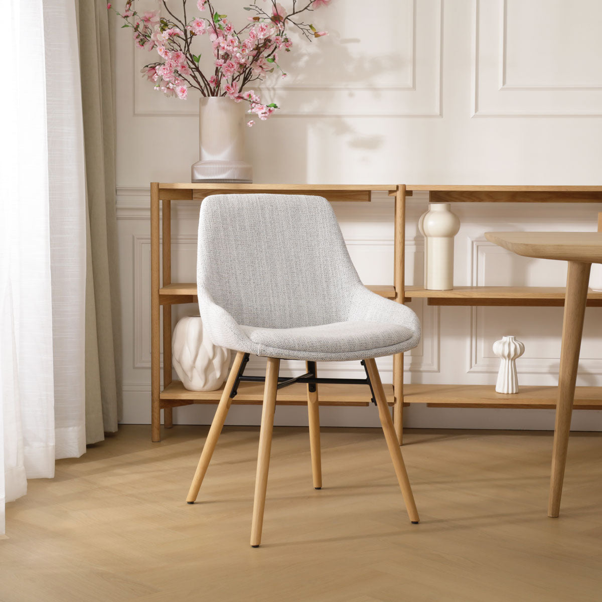 Nena-Isa eetkamerstoel beige gemêleerd - houten onderstel